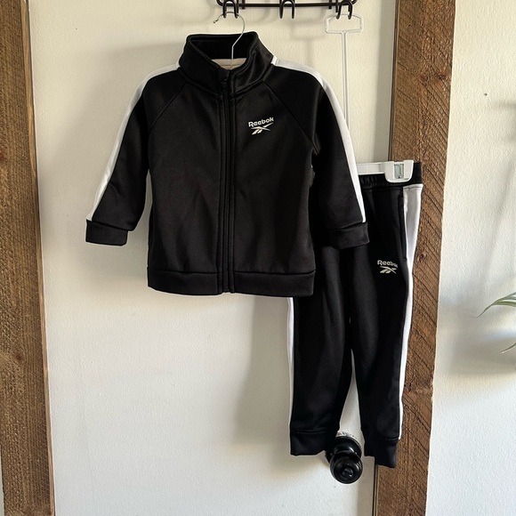 Reebok 18-24 Month Unisex Track Suit Outfit Full Zip Jacket & Jogger Black White - Picture 8 of 8